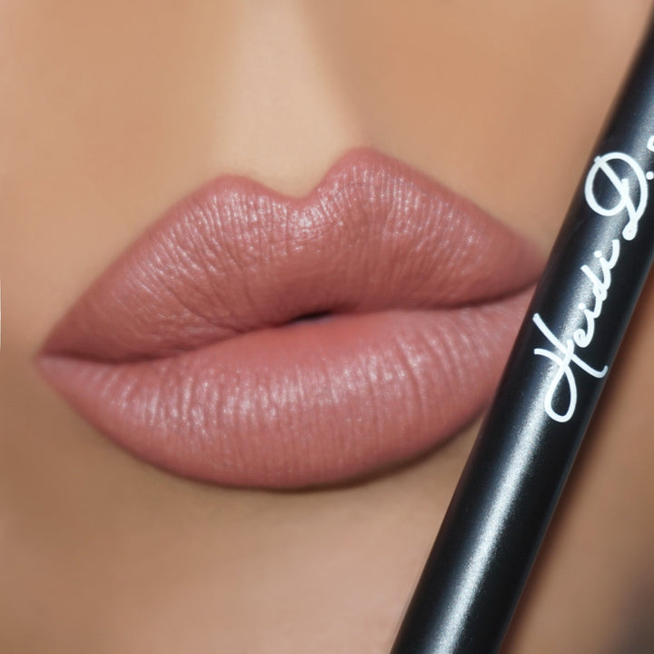 Heidi D. Lip Liner